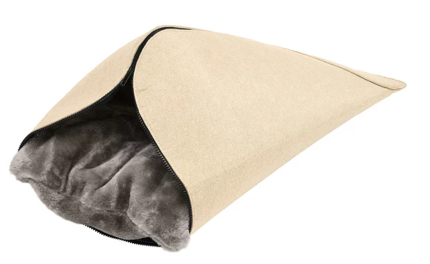 Hunter By Laura Caverne Pour Chats Crémeux 1 Hunter By Laura Caverne Pour Chats Crémeux