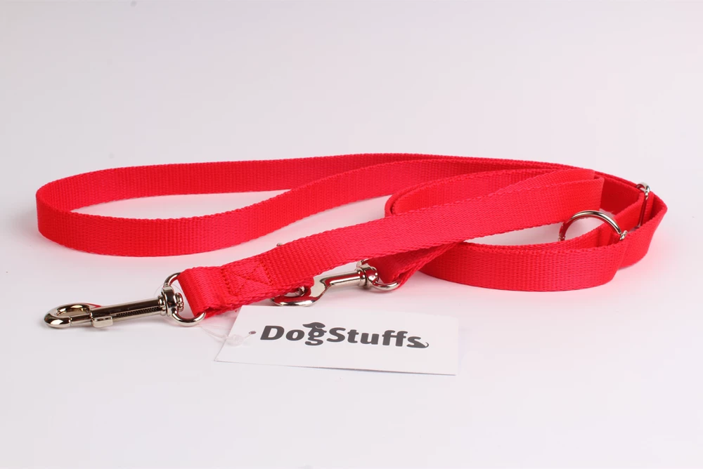 Laisse Réglable DogStuffs - Rouge 15mm/220cm 2 Laisse Réglable DogStuffs - Rouge 15mm/220cm – Image 2